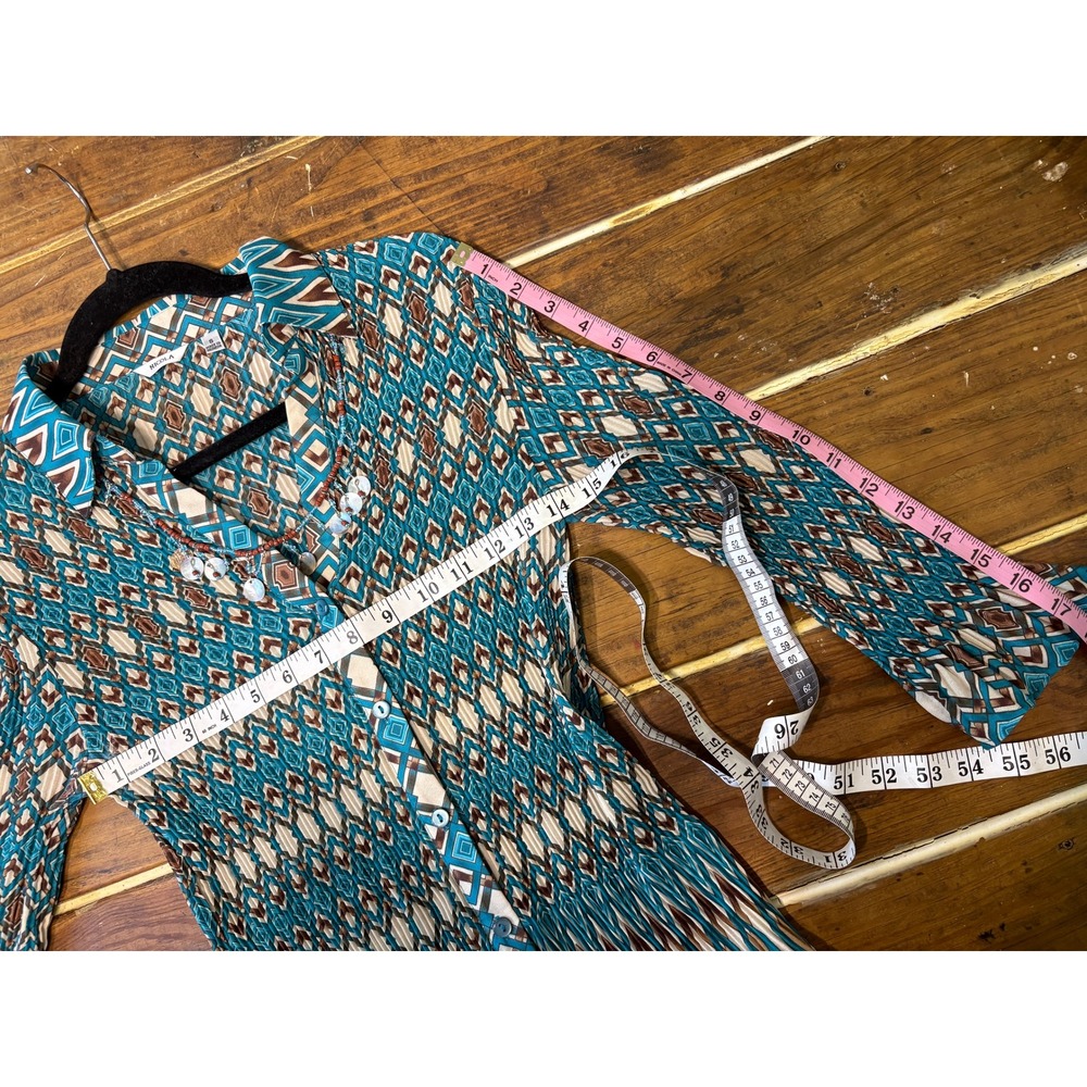 Free‑Spirit GypsyTeal Geometric Button Up Blouse Beaded Shell Charms Size S - Picture 8 of 9